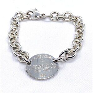 Tiffany & Co Please Return To Tiffany Oval Tag Bracelet. Measures 7.5"